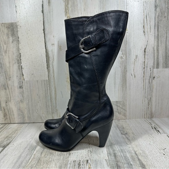 Kelly & Katie Black Leather Heeled Buckle Detail Boots #1304 - Picture 1 of 12